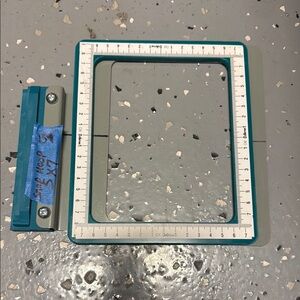 SNAP HOOP MONSTER MAGNETIC FRAME FOR EMBROIDERY
